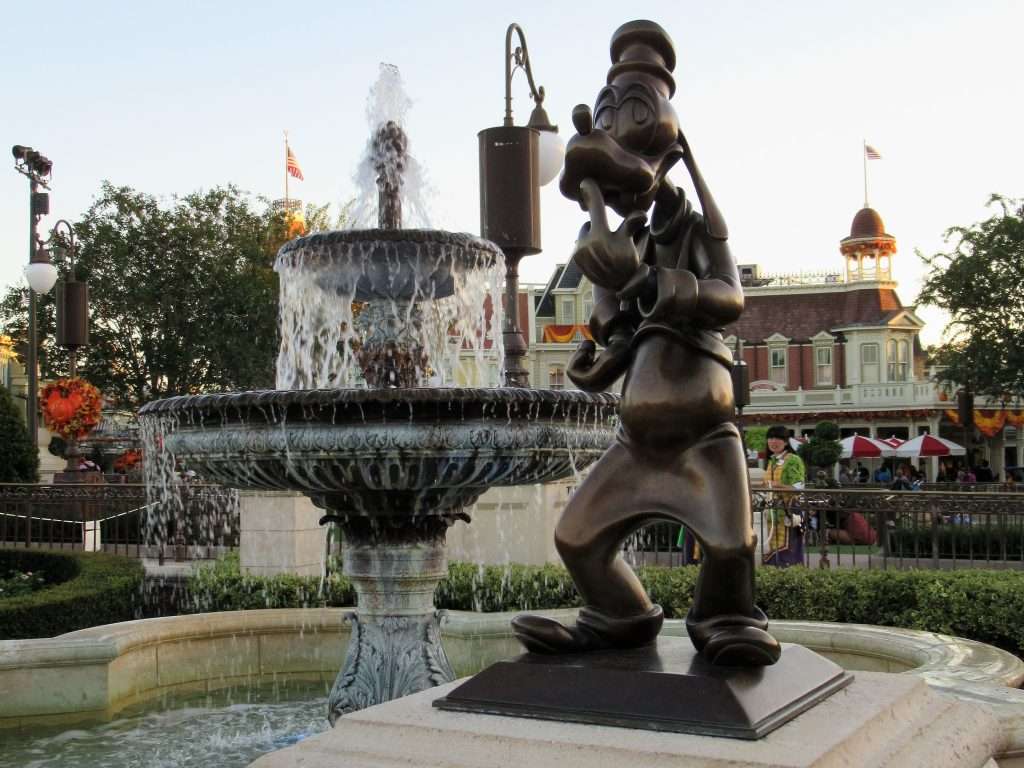 Find the best deals on Disney tickets, Walt Disney World vacation packages without the hassle by hiring a Disney Vacation Planner...completely FREE!