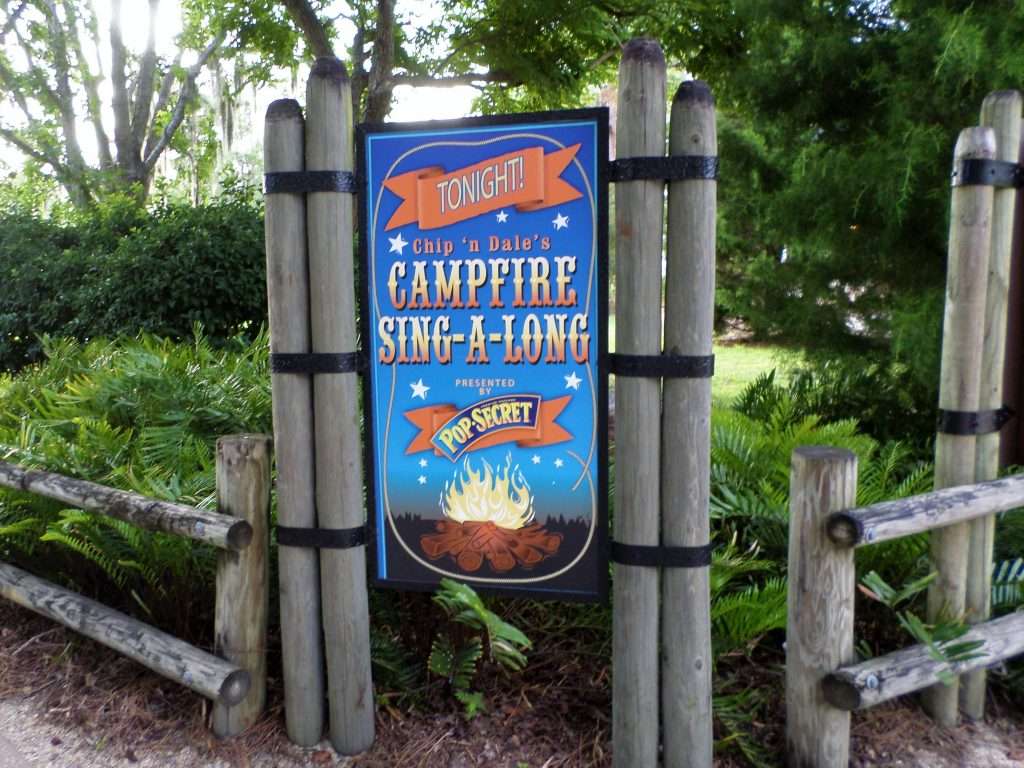 Where To Find A Free Disney Character Experience at WDW