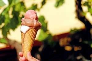 When visiting Italy, you want authentic gelato, Italian Ice Cream. This post explains how to make sure you don't get ripped off on Gelato on your next Italian vacation